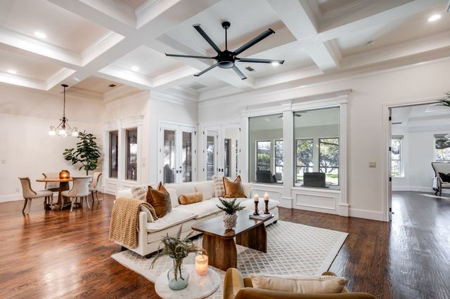 3524 Abes Landing Drive, Granbury, TX 76049