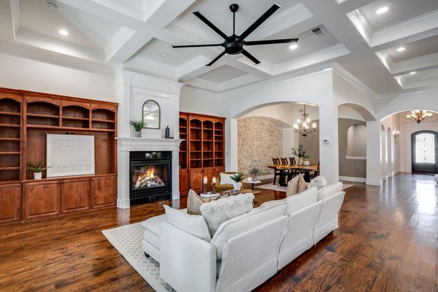 3524 Abes Landing Drive, Granbury, TX 76049