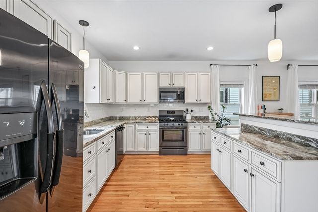 113 Pomona St, Revere, MA 02151