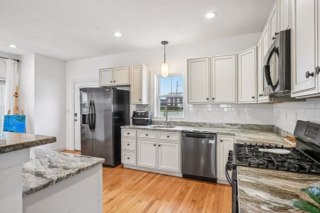 113 Pomona St, Revere, MA 02151