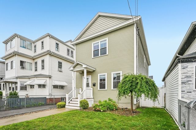 113 Pomona St, Revere, MA 02151