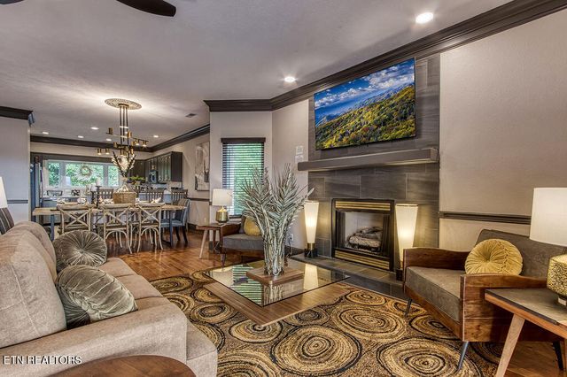 452 Maggie Mack Lane, Sevierville, TN 37862