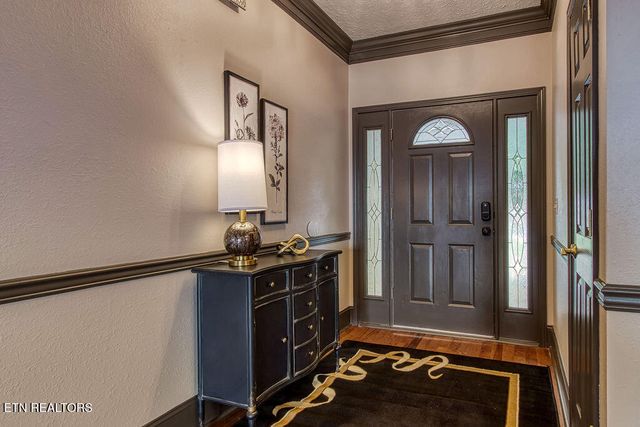 452 Maggie Mack Lane, Sevierville, TN 37862