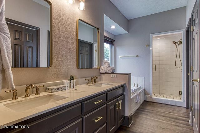 452 Maggie Mack Lane, Sevierville, TN 37862