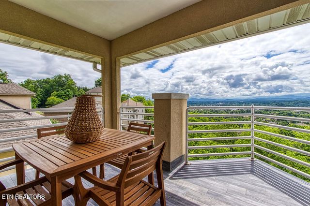 452 Maggie Mack Lane, Sevierville, TN 37862