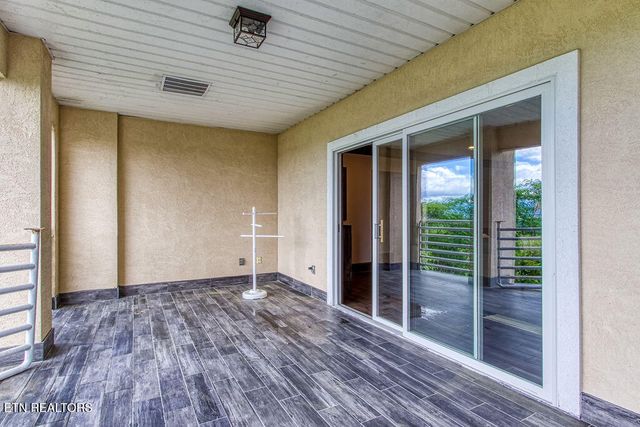 452 Maggie Mack Lane, Sevierville, TN 37862