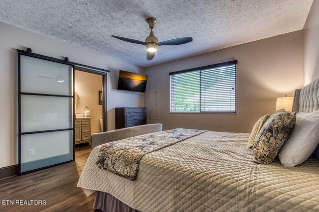 452 Maggie Mack Lane, Sevierville, TN 37862