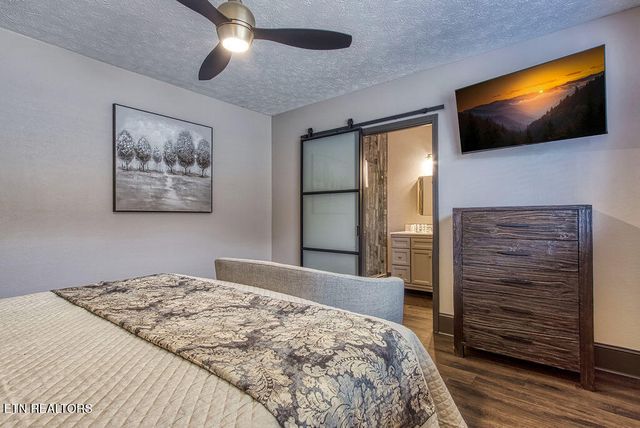 452 Maggie Mack Lane, Sevierville, TN 37862