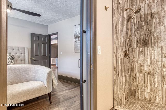 452 Maggie Mack Lane, Sevierville, TN 37862