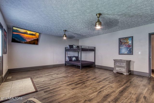 452 Maggie Mack Lane, Sevierville, TN 37862