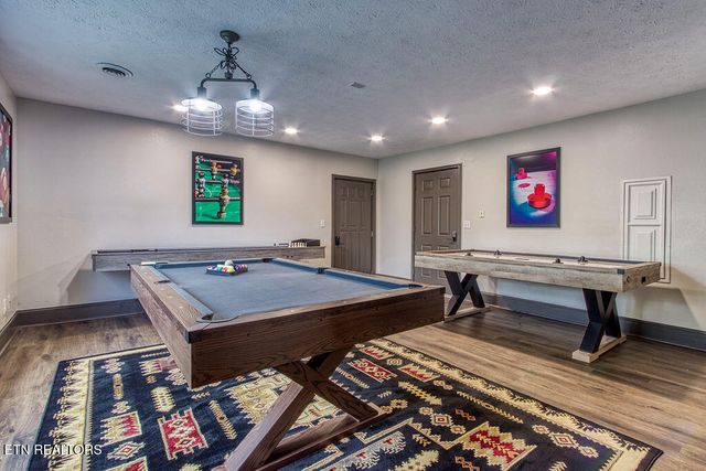 452 Maggie Mack Lane, Sevierville, TN 37862