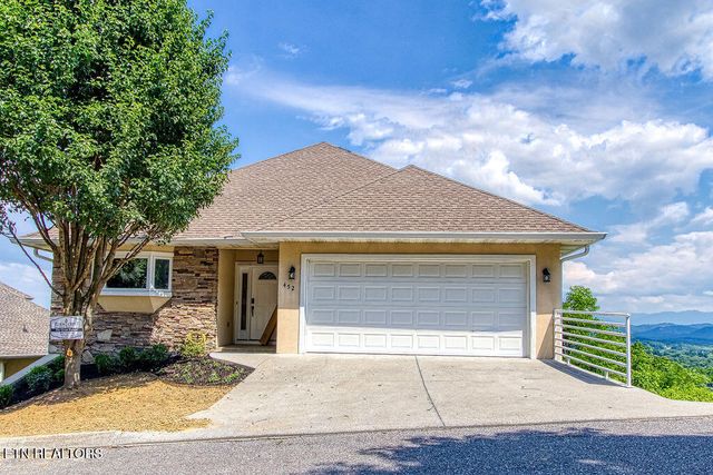 452 Maggie Mack Lane, Sevierville, TN 37862