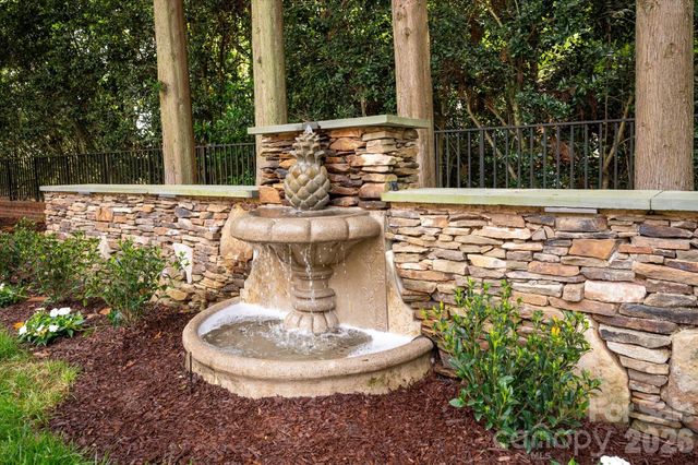 3314 Leamington Lane, Charlotte, NC 28226