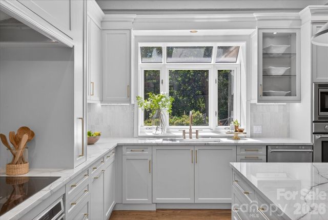 3314 Leamington Lane, Charlotte, NC 28226