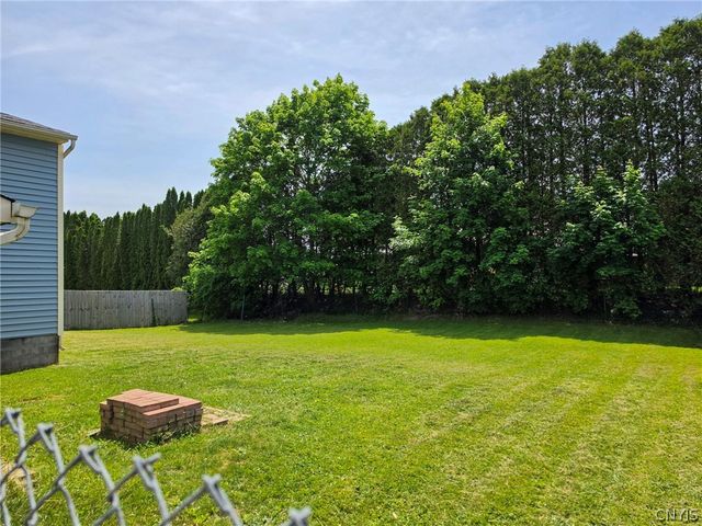 5640 Vistula Path, Cicero, NY 13029