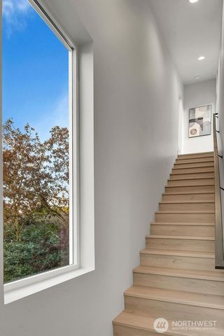 6514 23rd Avenue NE, Seattle, WA 98115