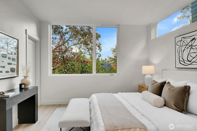 6514 23rd Avenue NE, Seattle, WA 98115