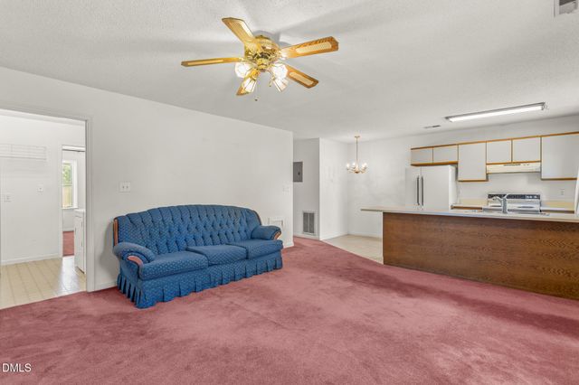 4714 Mcconnell Road, Mcleansville, NC 27301