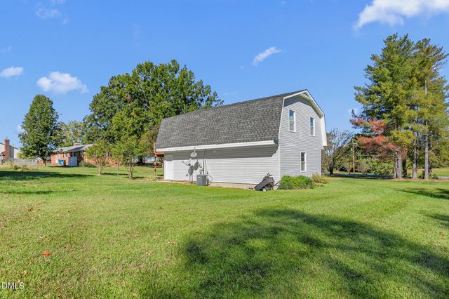 4714 Mcconnell Road, Mcleansville, NC 27301