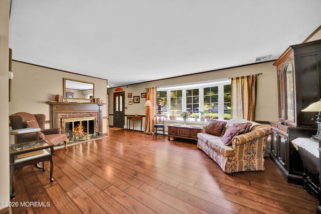 50 Rutledge Drive, Red Bank, NJ 07701