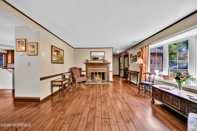 50 Rutledge Drive, Red Bank, NJ 07701