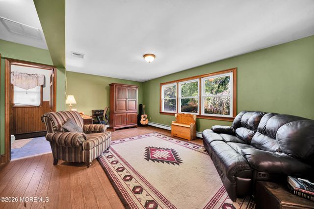 50 Rutledge Drive, Red Bank, NJ 07701