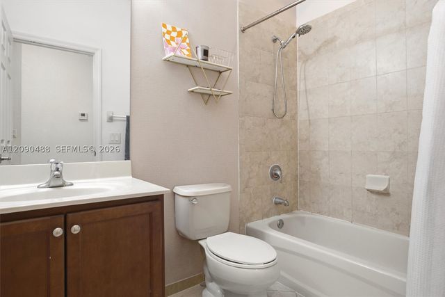 11605 NW 89th St 228, Doral, FL 33178