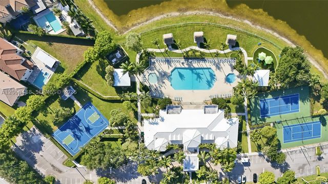 11605 NW 89th St 228, Doral, FL 33178