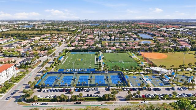 11605 NW 89th St 228, Doral, FL 33178