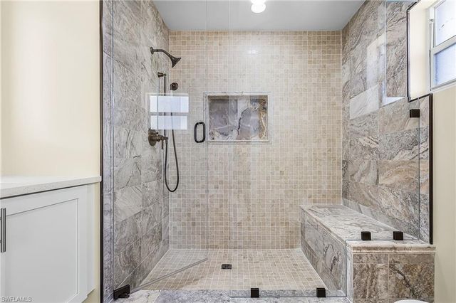 527 SE 6th AVE # B, Cape Coral, FL 33990