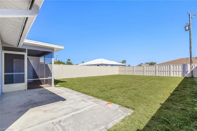 527 SE 6th AVE # B, Cape Coral, FL 33990