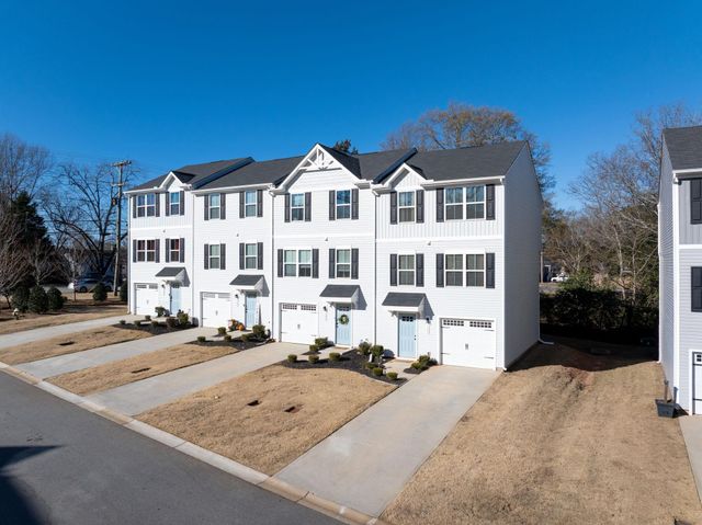 109 Brooklane Court, Easley, SC 29642