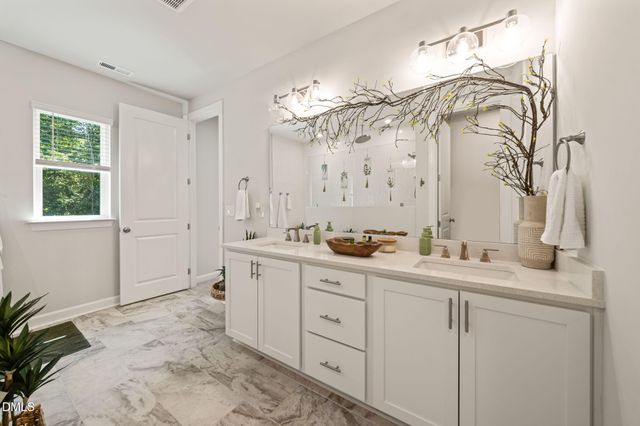 7900 Berry Crest Avenue, Raleigh, NC 27617