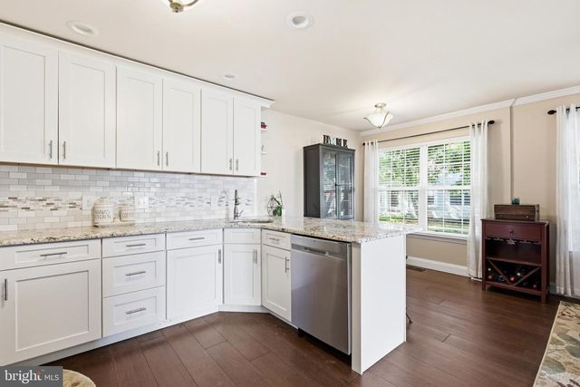 7403 SPRUCE MILL DR, Yardley, PA 19067