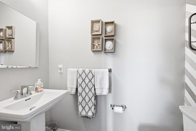 7403 SPRUCE MILL DR, Yardley, PA 19067