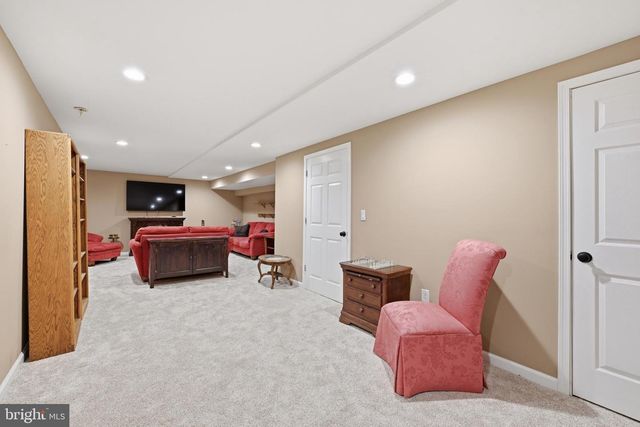 7403 SPRUCE MILL DR, Yardley, PA 19067