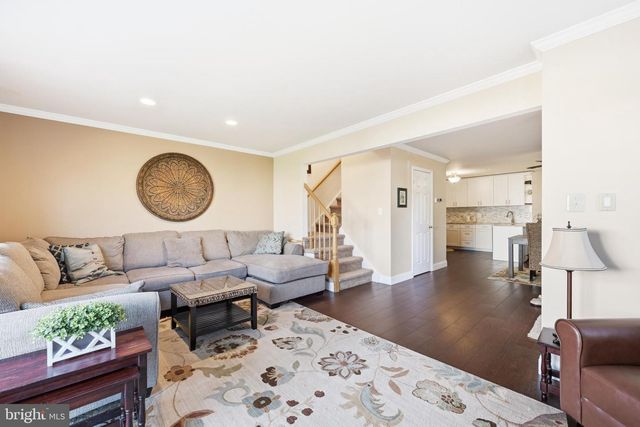 7403 SPRUCE MILL DR, Yardley, PA 19067