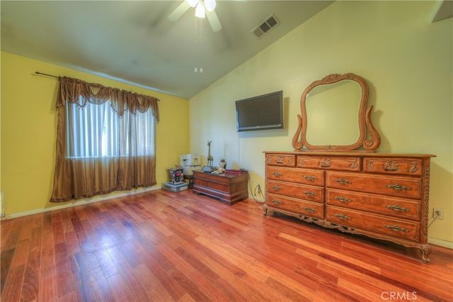 259 E 6th, Perris, CA 92570