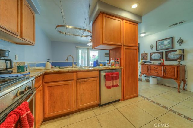 259 E 6th, Perris, CA 92570