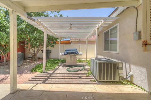 259 E 6th, Perris, CA 92570