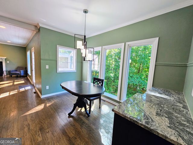 225 NACOOCHEE Drive, Woodstock, GA 30188