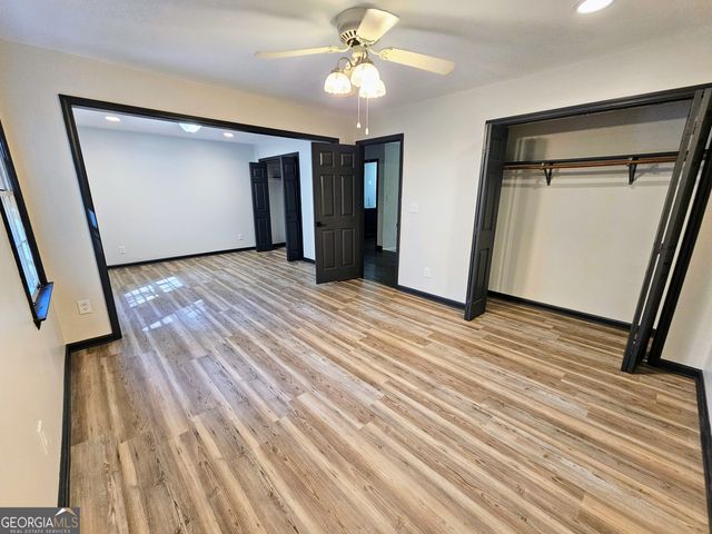 225 NACOOCHEE Drive, Woodstock, GA 30188