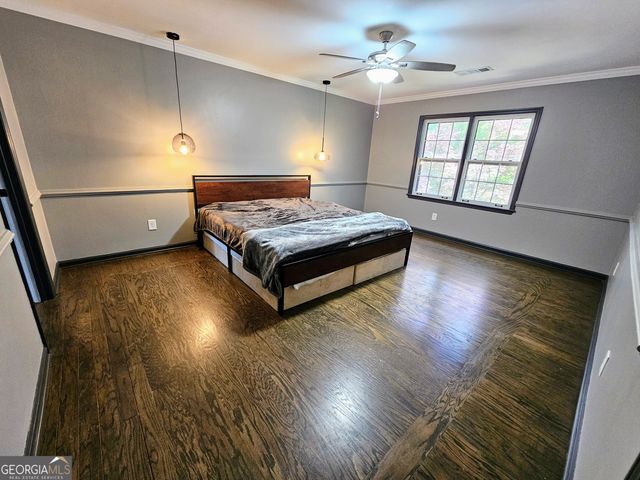 225 NACOOCHEE Drive, Woodstock, GA 30188