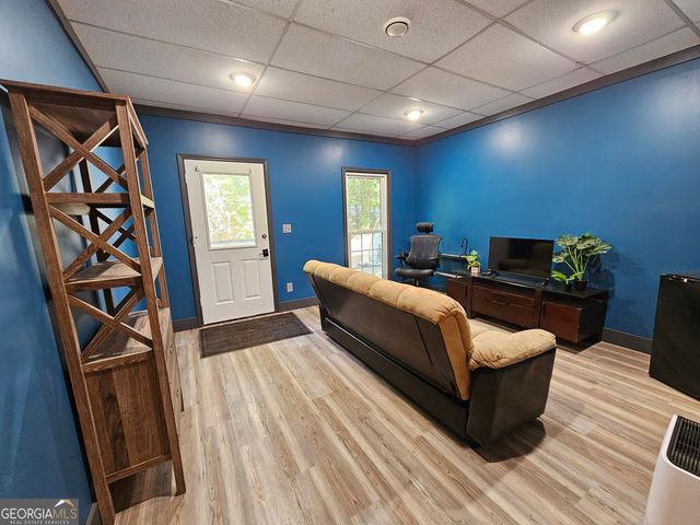 225 NACOOCHEE Drive, Woodstock, GA 30188