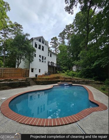 225 NACOOCHEE Drive, Woodstock, GA 30188