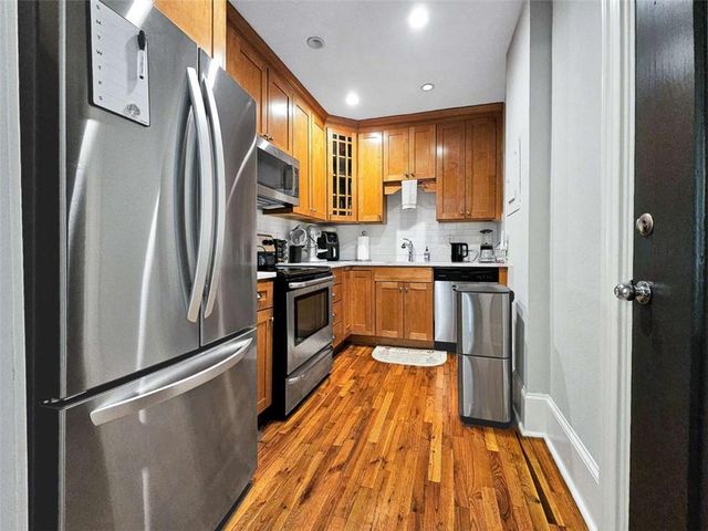 32 28th Street, Atlanta, GA 30309