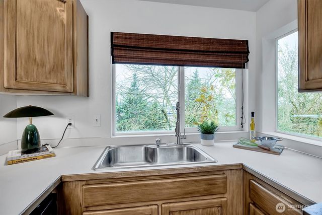 1915 11th Avenue S, Seattle, WA 98134
