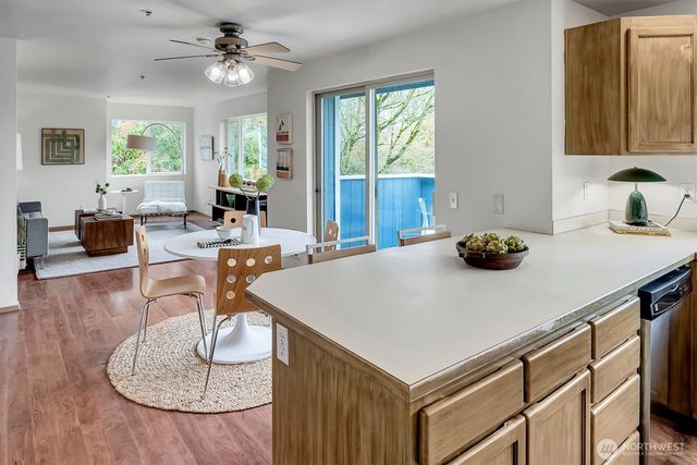 1915 11th Avenue S, Seattle, WA 98134