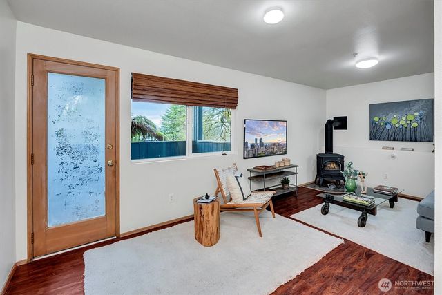 1915 11th Avenue S, Seattle, WA 98134