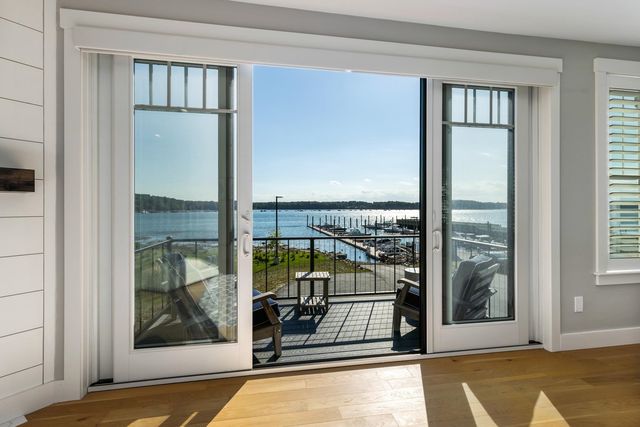 36 Little Bay Drive, Dover, NH 03820